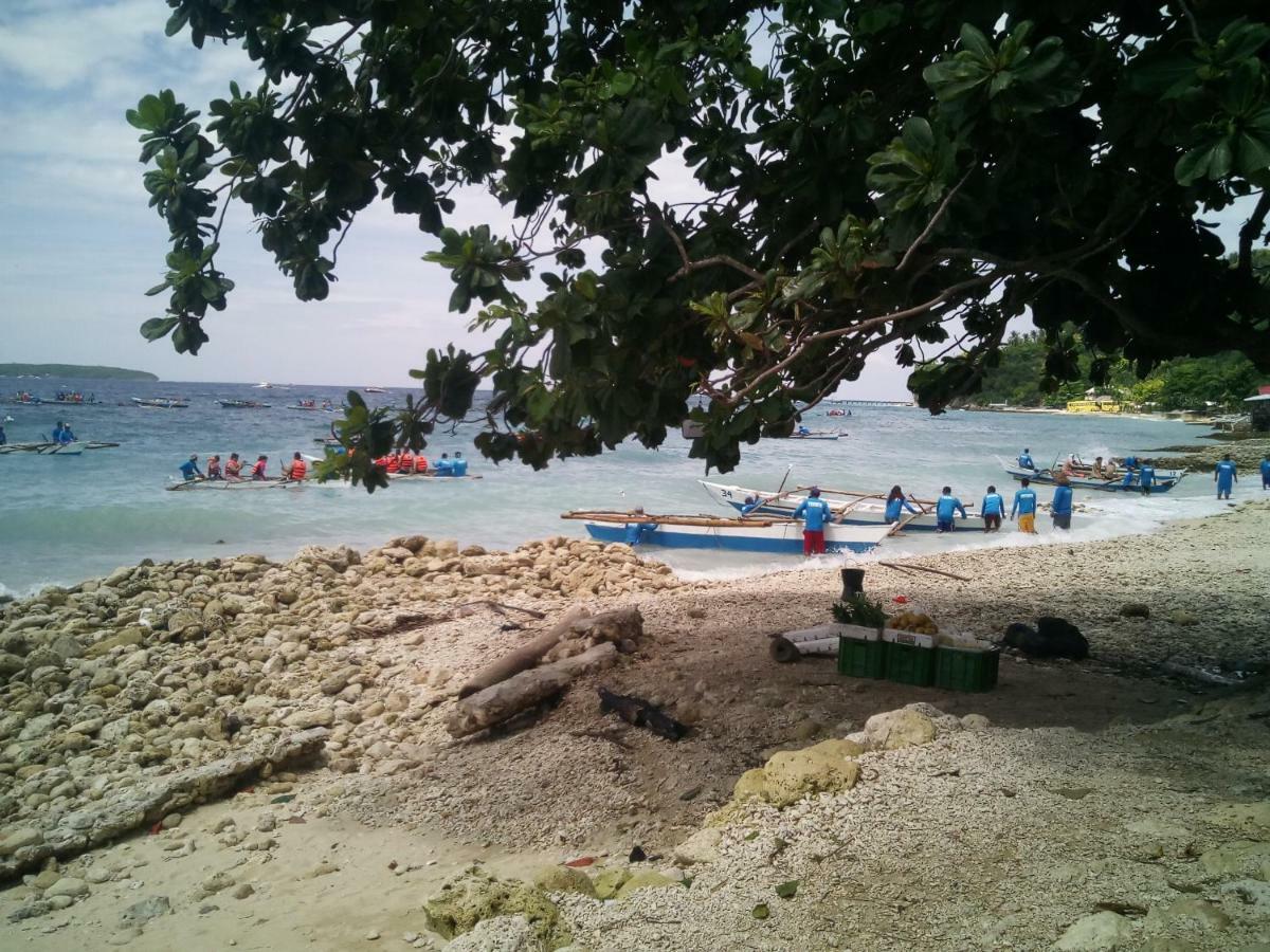 Mother Teresa Rooms And Restaurant Oslob Exterior photo